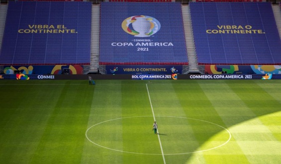 Brasil, con novedades, abre el torneo contra una Venezuela golpeada por COVID