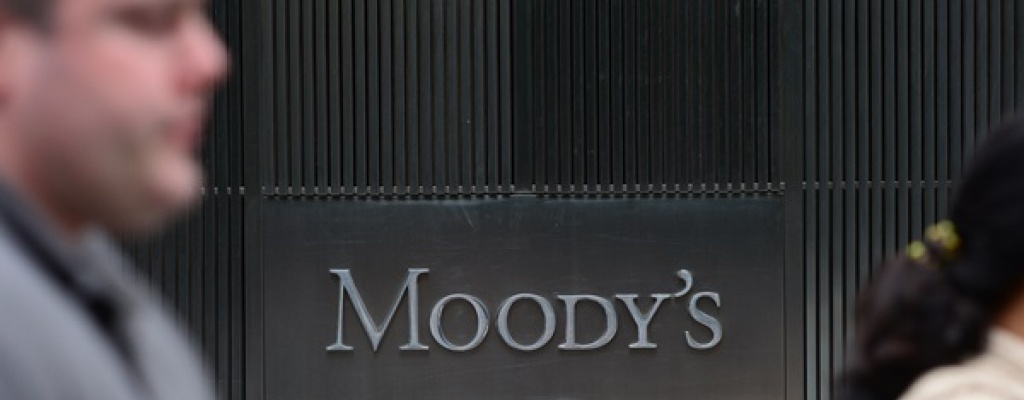 Financiera Moody's baj la nota de deuda a Japn