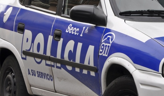 Investigan homicidio de hombre baleado atado a un colchn
