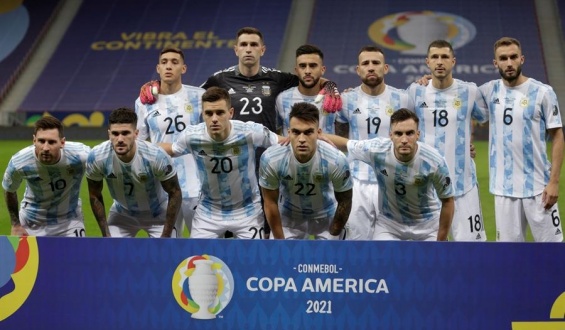 Scaloni dice que Argentina es un "justo" finalista