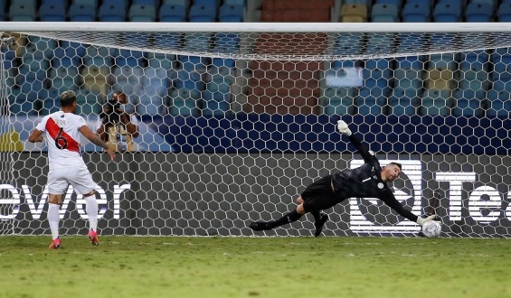 Colombia derrota a Per