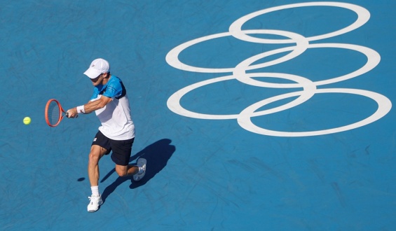 Diego Schwartzman pasa a octavos con esfuerzo