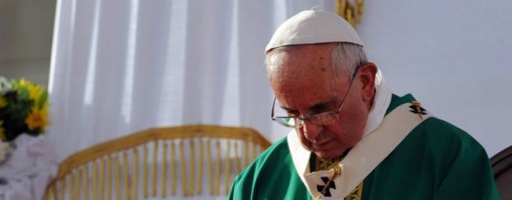 Incautan cuentas a dos altos cargos del banco vaticano acusados de malversaci�n