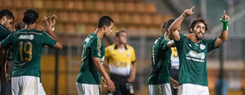 Palmeiras empat� y logr� mantener la categor�a en Brasil