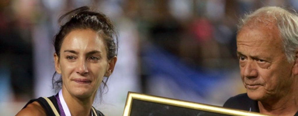 Luciana Aymar se despidi de Las Leonas con un ttulo