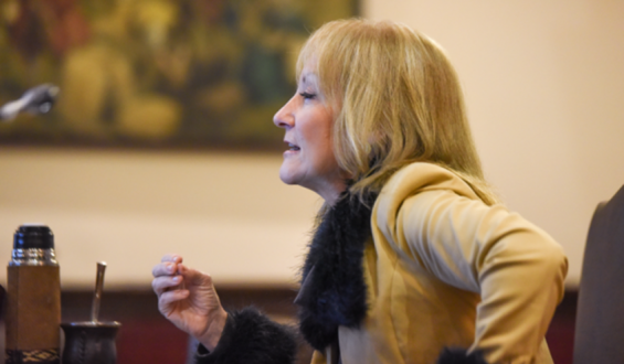 Fuertes cuestionamientos a Cosse por el pase en comisi�n del sobrino de Tabar� V�zquez