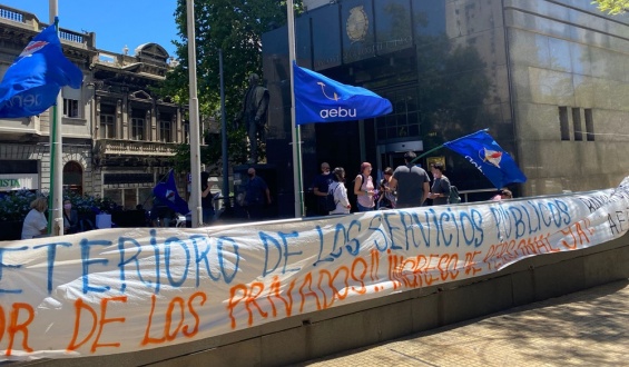 Movilizaciones con paro del gremio bancario, afectan a la banca oficial