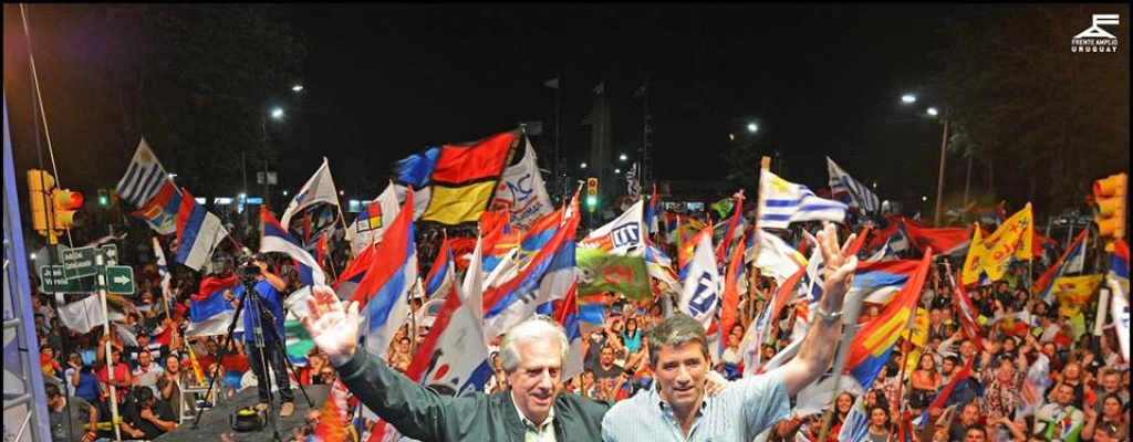 Corte Electoral entreg las actas de proclamacin oficial a Vzquez y Sendic