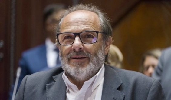 Olesker renunciar� a su banca en el Senado
