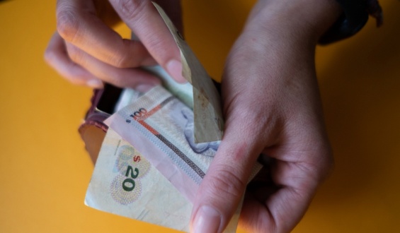 En diciembre el sector de trabajo dom�stico cobra prima por presentismo junto al aguinaldo