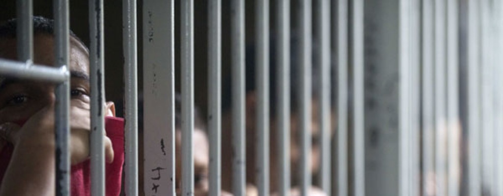 Presos toman de rehenes a trabajadores en crcel del sur de Brasil