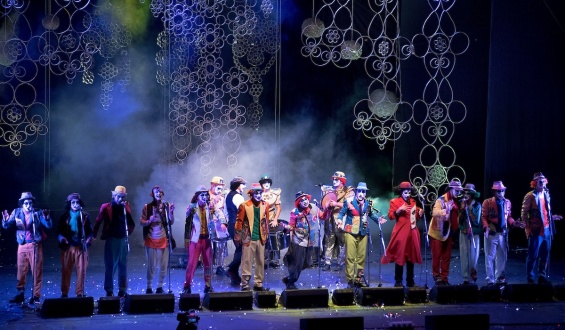 Comienzo del Concurso Oficial de Carnaval: las alternativas en directo a trav�s de Radio Monte Carlo