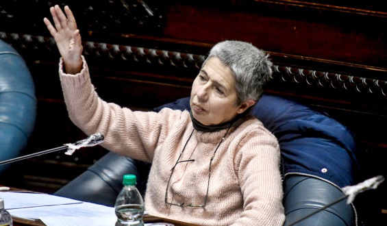 El Frente Amplio considera que el senador Gustavo Penad�s deber�a pedir licencia por tiempo indeterminado