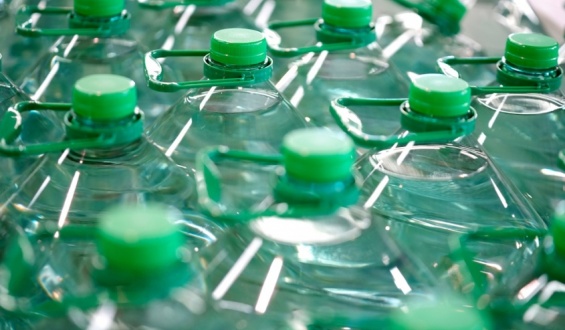 ANEP emite otra partida de US$ 500.000 para la compra de agua en escuelas de Montevideo y Canelones